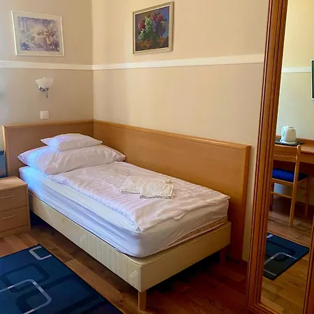 Peto Apartment