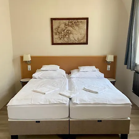 Peto Apartment